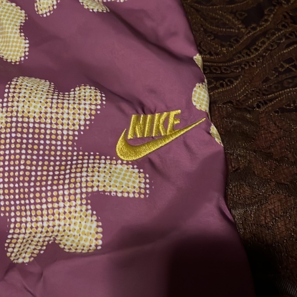 Nike Sportswear Nylon Windbreaker Snap Pant - Picture 3 of 7